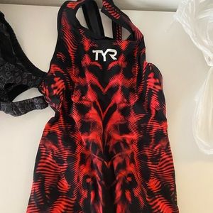 tyr venzo